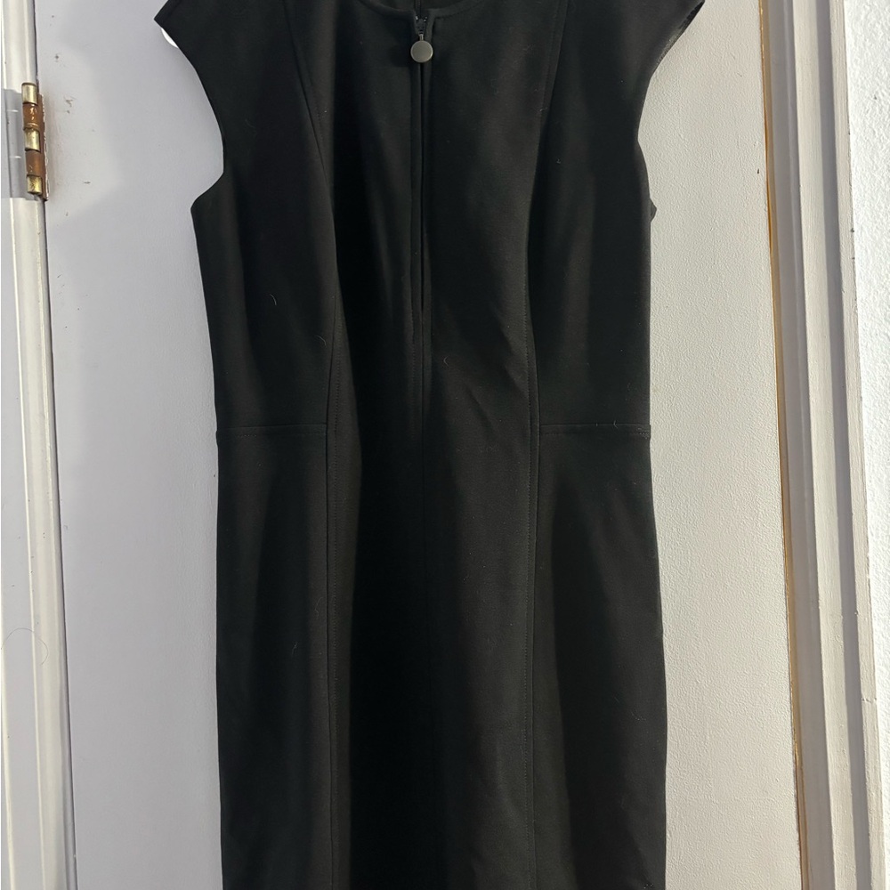 Akris Punto Elegant Black Midi Dress